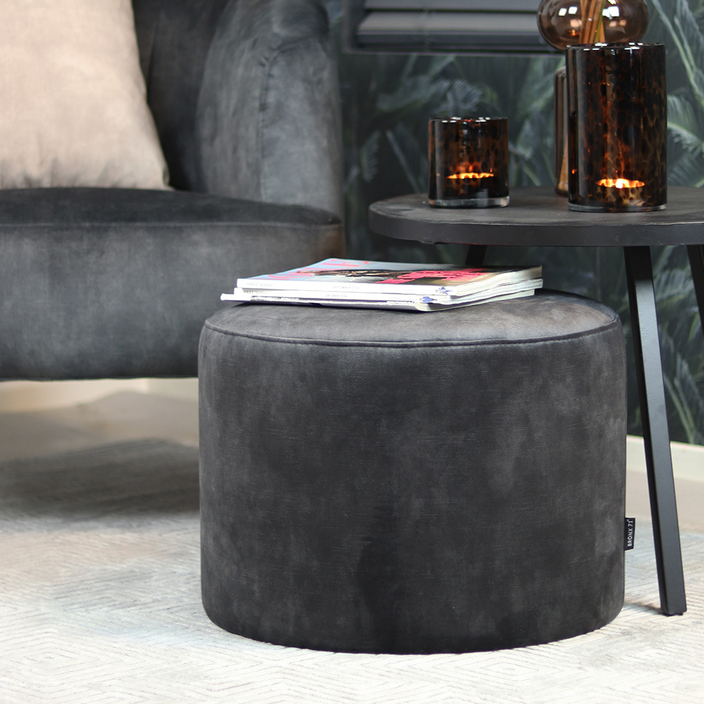 [Beau-hocker-in velvet-Kleur velvet-TBA] Beau - hocker - in velvet (Nog te bepalen)